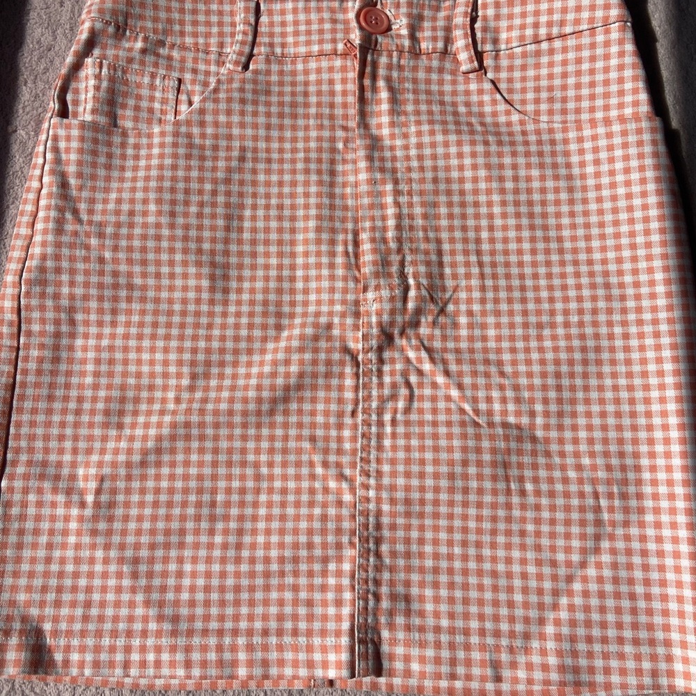 Pink forever 21 skirt. Picnic vibes.